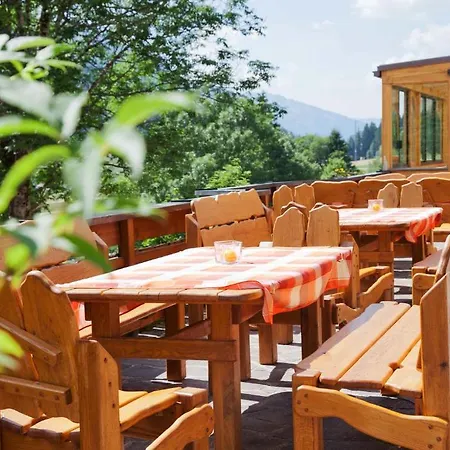 Berghof Hotel 3*