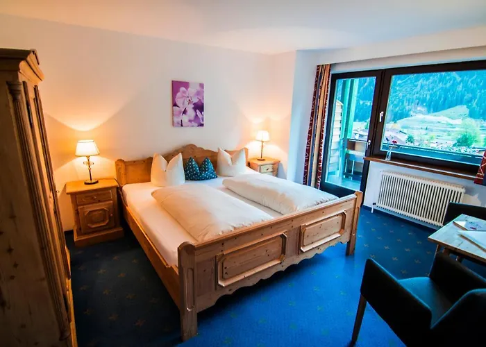 Berghof 3* Nesselwängle