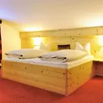 Berghof 3*